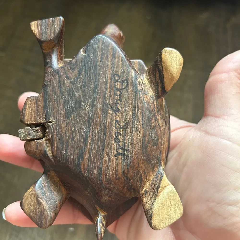 Doug Scott Hand Carved Wooden Turtle Trinket Box Hinged Lid Folk Art Figure